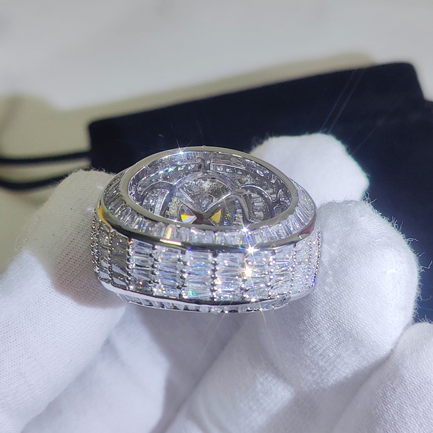 Street Fashion Rings - خاتم عنقودي مطلي بالفضة و 18