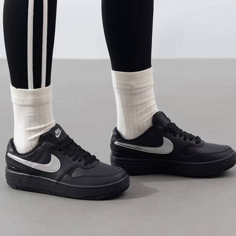حذاء رياضي نسائي جديد 2026 من  - مراجعة Street Fashion Nike وسعره