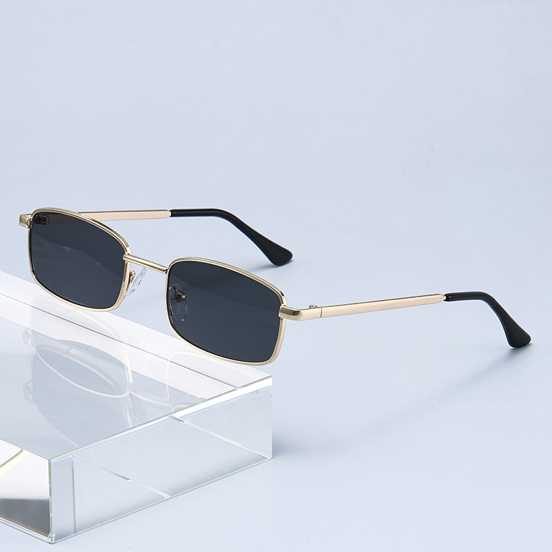نظارات شمسية عصرية بتصميم بانك - مراجعة Street Fashion Glasses وسعره