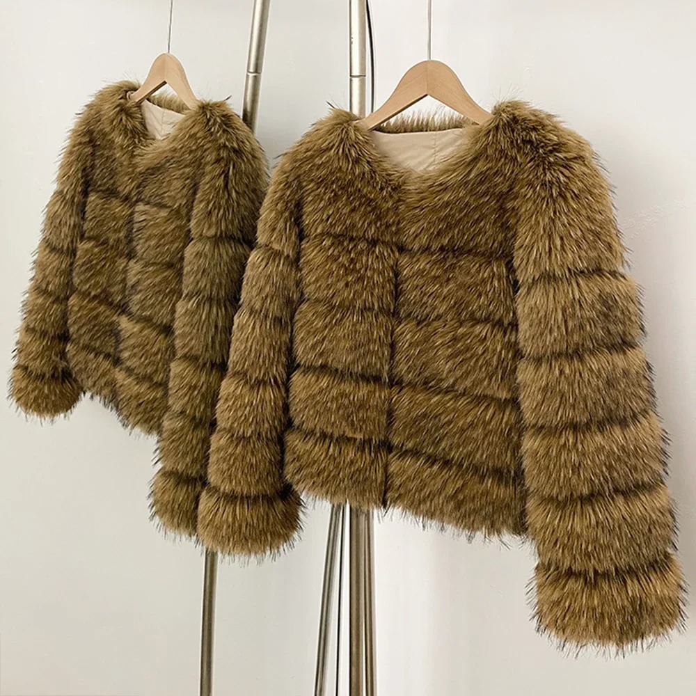 معطف الفرو الصناعي صديق للبيئة - مراجعة Street Fashion Store وسعره