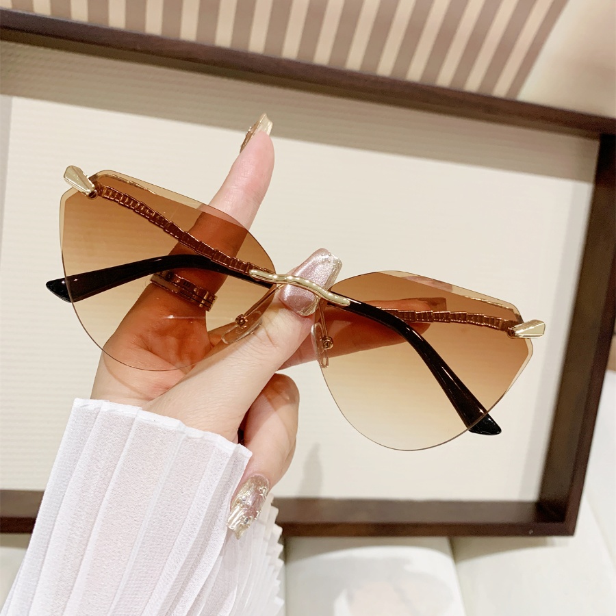 1 قطعة نظارات الموضة النسائية  - مراجعة Street Fashion Glasses وسعره